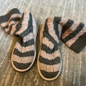 Pink/gray sweater UGG boots from Nordstrom, size 8